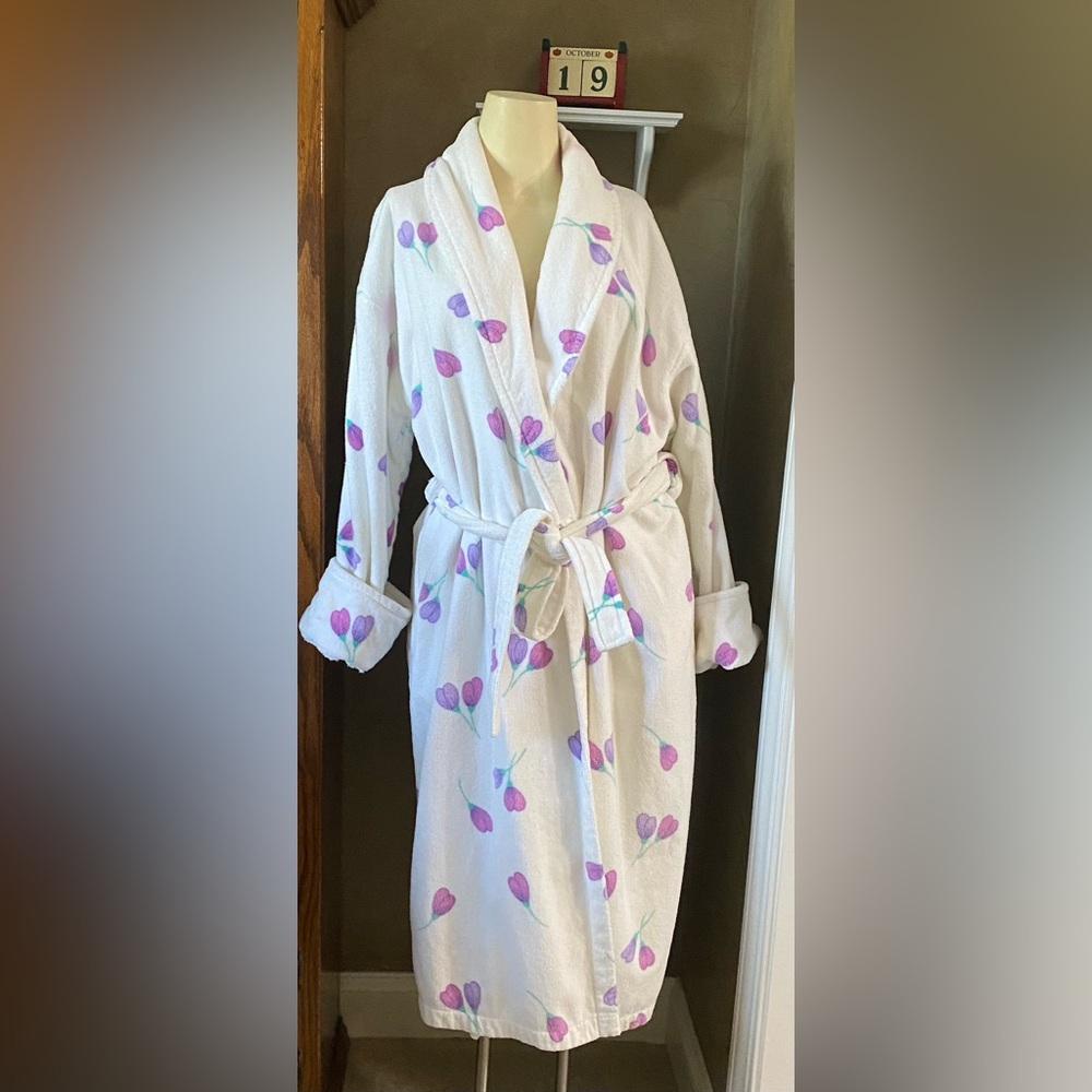 Vintage 90’s TJ Lawford 100% Turkish Cotton Women  Bathrobe, Pool Robe, Flowers